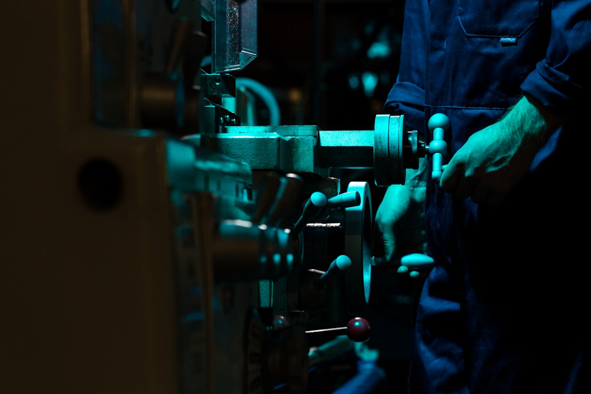 Habilitations — armoire électrique industrielle